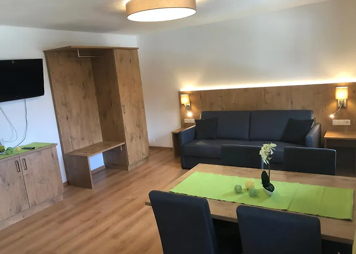 Landhaus Gruenfelder